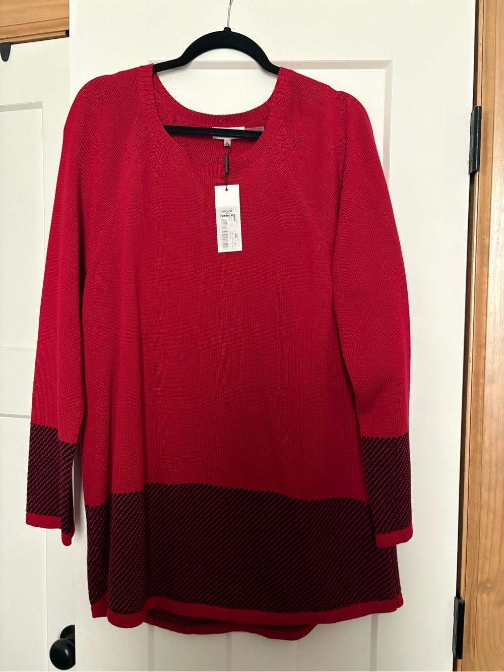 Calvin Klein Red & Black Sweater Women’s Size XL